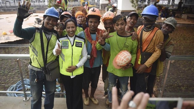 Menteri BUMN Rini Soemarno memastikan terminal baru Bandara Internasional Ahmad Yani, Semarang, akan beroperasi pekan depan, 8 Juni 2018.