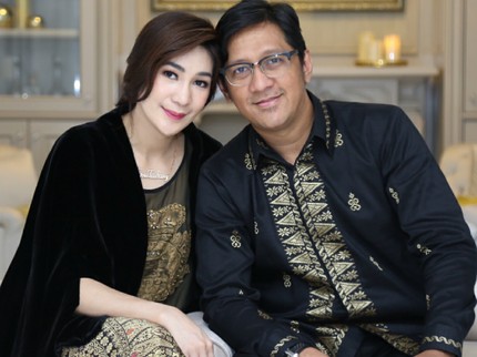 Doa dan Harapan Istri di Ultah ke-45 Andre Taulany