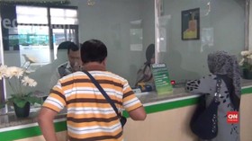 VIDEO: Jelang Lebaran, Warga Sidoarjo Padati Kantor Pegadaian