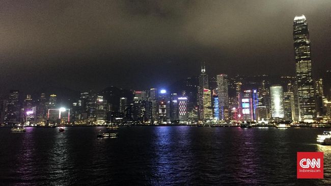 Hong Kong juga memberikan kemeriahan selama periode Natal dan Tahun Baru sehingga pengunjung akan merasakan momen liburan menyenangkan.