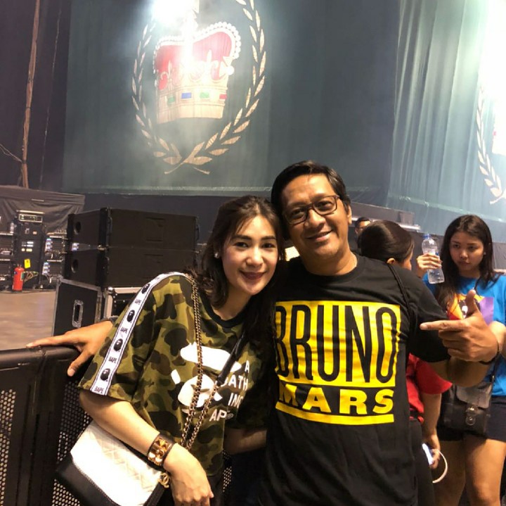 <p>Nonton konser bisa jadi quality time yang oke buat Andre dan istri. (Foto: Instagram/andreastaulany)</p>
