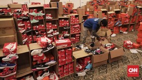 Pabrik Sepatu Nike PHK Karyawan Gegara Pandemi
