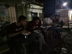 Asal-usul Istilah Sahur on The Road Selama Ramadan