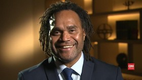 VIDEO: Karembeu Rayakan Juara Piala Dunia Sambil Mencari Ibu