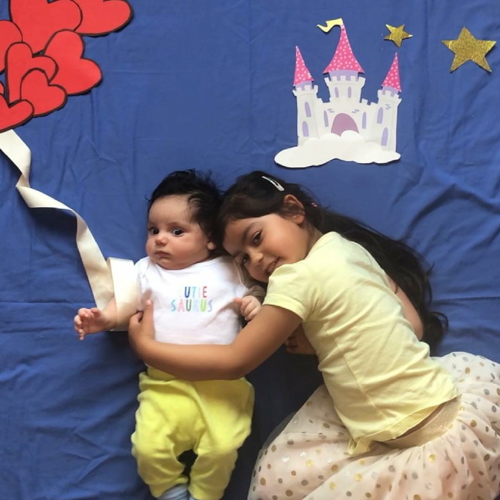 <p>Ibu dua anak dari Inggris ini menciptakan hasil karya foto dengan bahan sederhana yang mudah ditemui di rumah. (Foto: Instagram/babies_creatively)  </p>