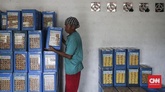 FOTO: Geliat Produksi Kue Kering di Pusaka Kwitang
