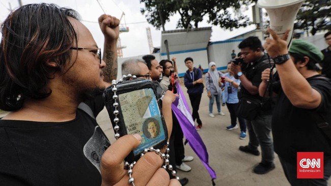 Forum Pekerja Media menilai kekerasan dan intimidasi kader PDIP di kantor Radar Bogor merupakan ancaman demokrasi dan kebebasan pers. Polri diminta mengusutnya.