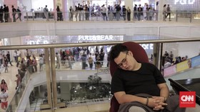 Tertidur di Kursi Pijat, Pria Jepang Terkunci di Mal