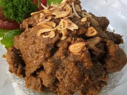 Resep Lapis Daging Surabaya yang Empuk Gurih