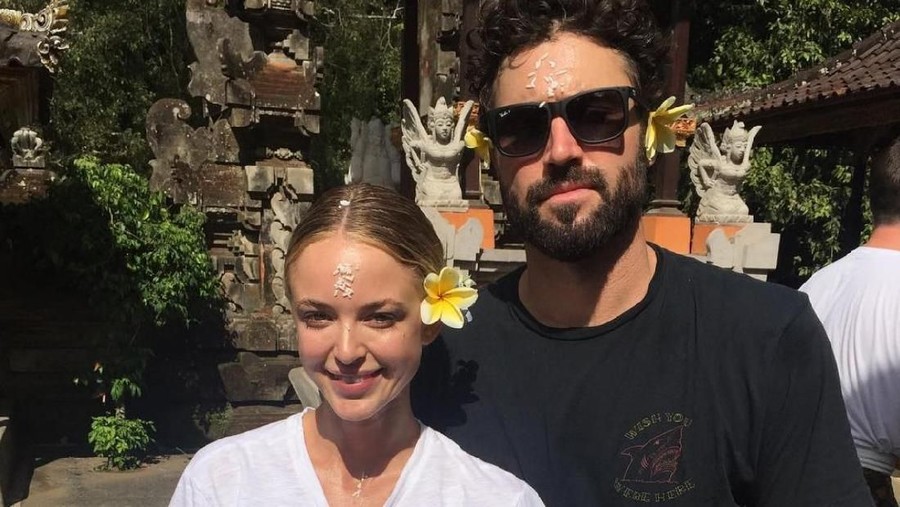 Mantan istri dari Brody Jenner, Kaitlyn Carter membuat candaan soal virus Corona.