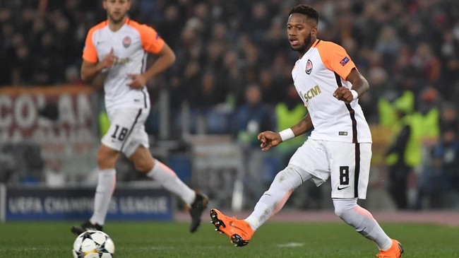 Gelandang Brasil yang musim lalu memperkuat Shakhtar Donetsk, Fred Rodrigues, resmi bergabung ke Manchester United dan menyepakati kontrak selama lima tahun.