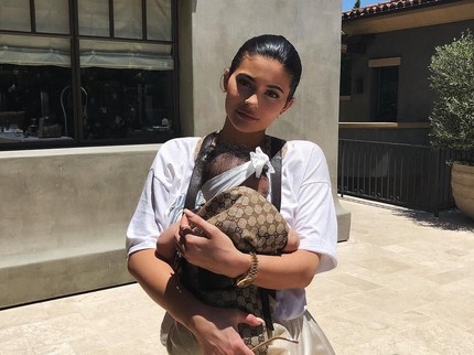 Cerita Kylie Jenner yang Tak Lagi Posting Foto si Kecil di Medsos