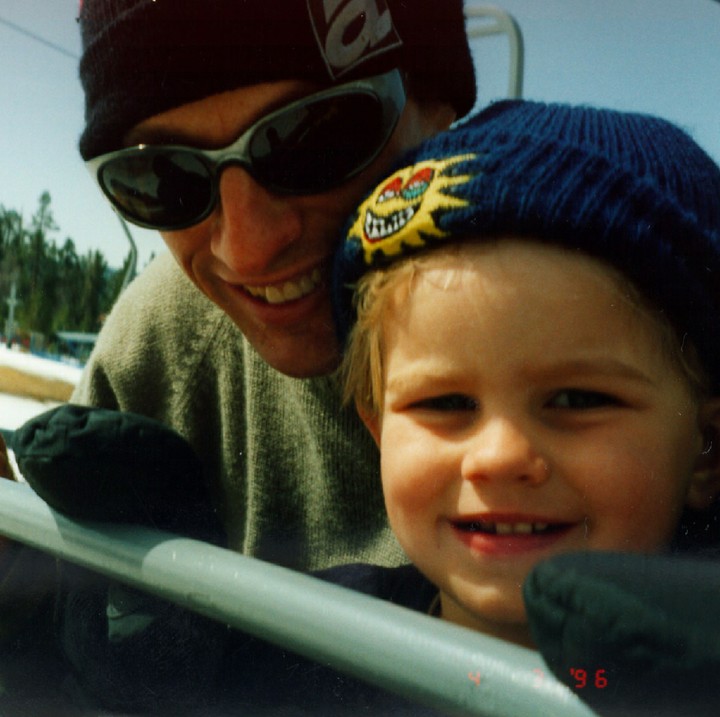 <p>Tony Hawk merupakan profesional skaterboarder legend banget, Bun. (Foto: Instagram/tonihawk)</p>