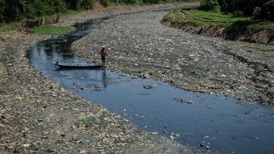 Sungai Citarum tercemar