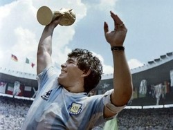 Maradona Meninggal, Netizen Kenang Sang Pencetak Gol Tangan Tuhan