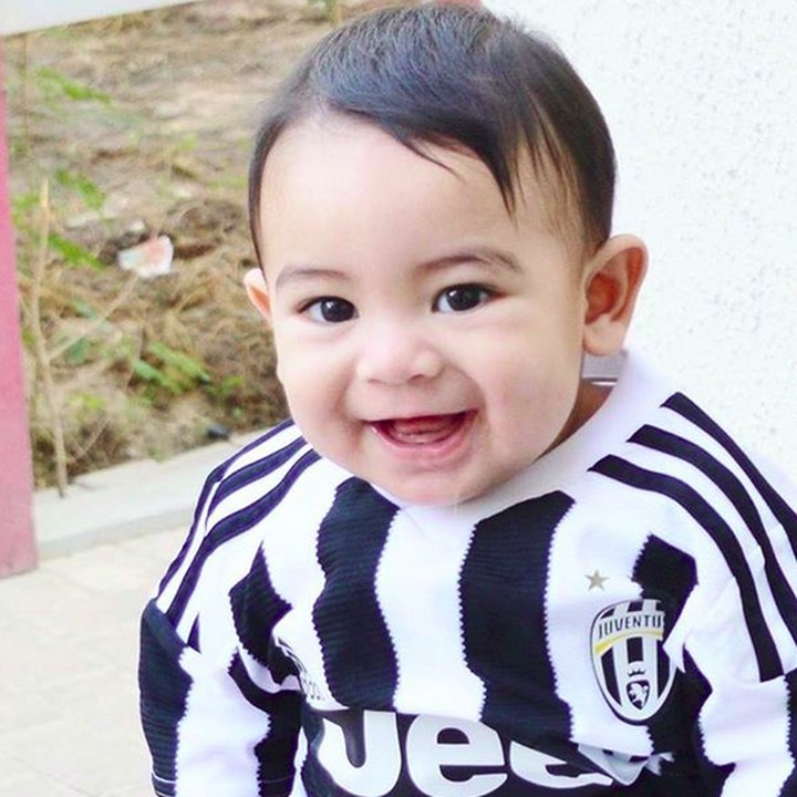 <p>Juventini cilik yang satu ini menggemaskan banget deh! (Foto: Instagram/ @alx_salloum)  </p>