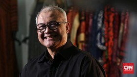 Itang Yunasz, Kiprah Desainer 4 Dekade