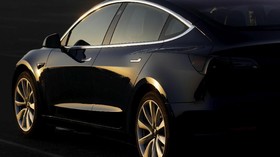 Model 3 'Murah' Jadi Gimik Tesla Mengelabui Konsumen