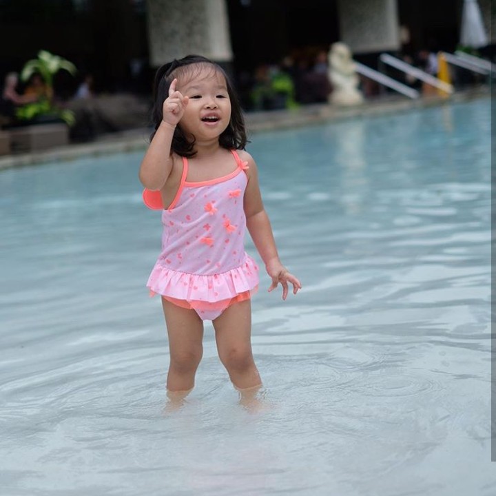 <p>Waktu cepat sekali berlalu ya. Thalia kini menjadi gadis kecil yang pintar dan ceria. (Foto: Instagram @thaliaputrionsu)</p>
