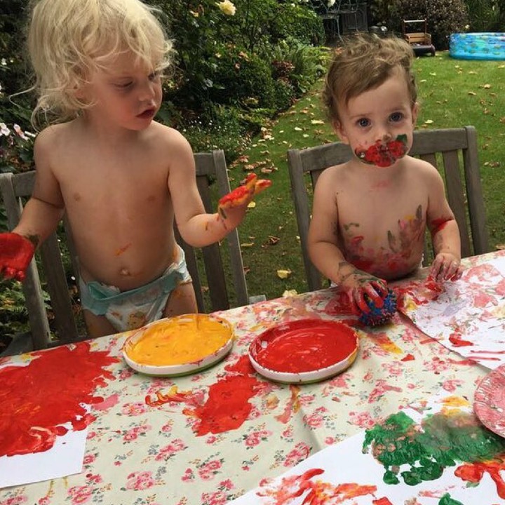 <p>Walau wajah dan badan cemong, yang penting happy! (Foto: Instagram/davidgardner)  </p>
