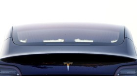 Tesla Resmi Bangun Pabrik di Luar AS