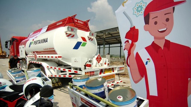 Di tengah isu yang menghangat, Komisi VI DPR RI melempar lelucon terkait calon bos baru PT Pertamina (Persero) dalam rapat dengan perseroan dan PT PGN (Persero)