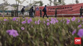 FOTO: Bangunan Pulau Reklamasi Disegel Anies