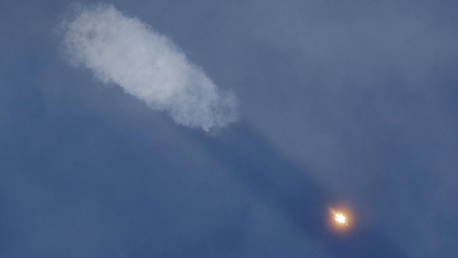 FOTO: NASA Kembali Kirim 3 Astronaut Jelajahi Antariksa