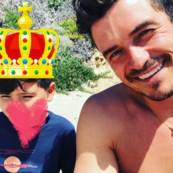 <p>Selalu memainkan peran action yang serius, ia ternyata sangat perhatian banget pada anaknya, si kecil Flynn. (Foto: Instagram/orlandobloomn)</p>