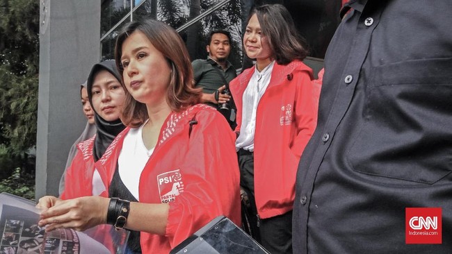 Ketua Umun Partai Solidaritas Indonesia (PSI) Grace Natalie memenuhi panggilan Polda Metro Jaya untuk dimintai keterangan sebagai saksi terlapor.