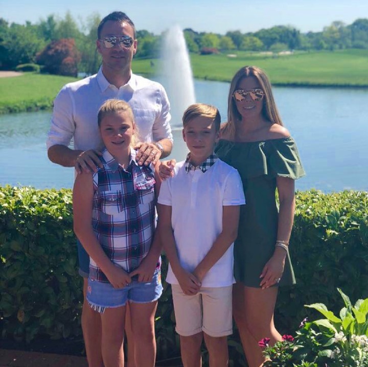 <p>Ini dia keluarga John George Terry atau yang biasa kita kenal dengan John Terry. (Foto: Instagram/johnterry)</p>