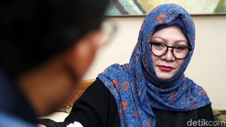 Tim blak-blakan detikcom berkesempatan mendapatkan wawancara dengan putri sulung almarhum Presiden kedua Indonesia Soeharto, Siti Hardiyanti Rukmana atau yang biasa mbak Tutut.