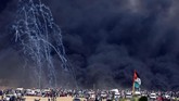 FOTO: Darah dan Air Mata saat Hari Yerusalem Setidaknya tiga orang meninggal dan lebih dari 300 orang luka dalam peringatan Hari Yerusalem atau Hari Alquds, Jumat (8/6) kemarin.