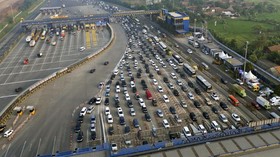 Arus Mudik, Jakarta-Cikampek Padat Hingga KM37