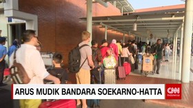 Antrean di Bandara Soekarno-Hatta