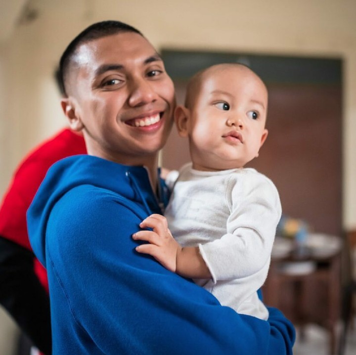 <p>Ayah dan Budi kembar banget. (Foto: Instagram/rayiputra26)  </p>