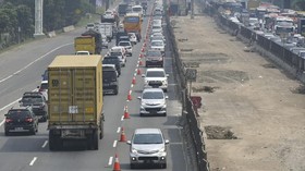 Tol Cikampek Padat di Hari Lebaran, Contraflow Diterapkan KM 55-KM 61