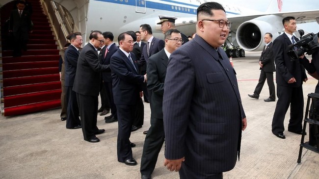 Pemimpin Korut Kim Jong-un dilaporkan telah mengundang Presiden AS Donald Trump untuk menggelar pertemuan kedua di Pyongyang, Juli ini.