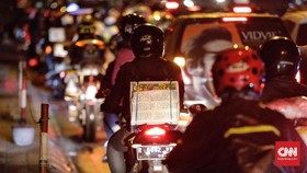Jelang Larangan Mudik, Pemudik Bermotor Padati Jalur Pantura