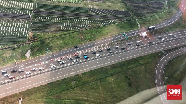 Kapolres Batang AKBP Edi Suranta mengatakan saat ini kondisi lalu lintas di Pantura Batang, Jawa Tengah kembali normal setelah macet pada Sabtu (9/6).