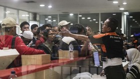 Antrean Panjang Pembelian Tiket Mudik