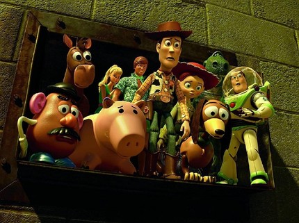 6 Manfaat Nonton Film Kartun seperti 'Toy Story 4' untuk Anak