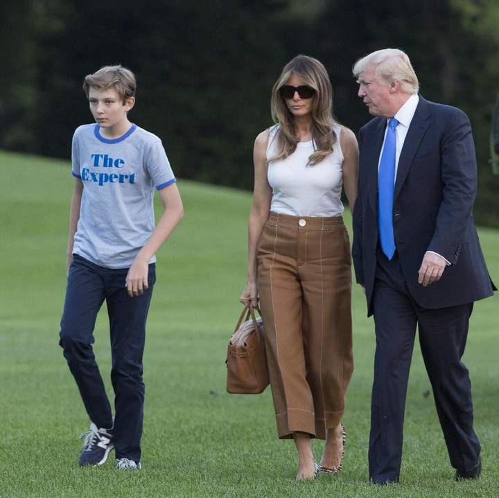 <p>Selain berbahasa Inggris, Barron Trump juga bisa berbahasa Slovenia. Ini adalah bahasa asli sang bunda.</p>