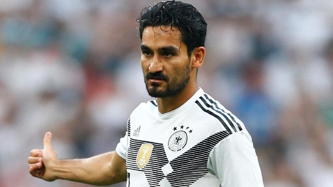 Ilkay Guendogan merasa sedih dan terpukul dicemooh para fan timnas Jerman, pada laga uji coba Tim Panser melawan Arab Saudi, Jumat (8/6).