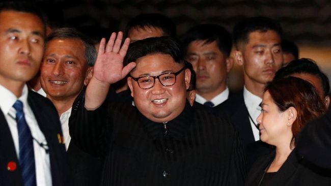 Jempol Trump buat Kim Jong-un di Pertemuan Bersejarah