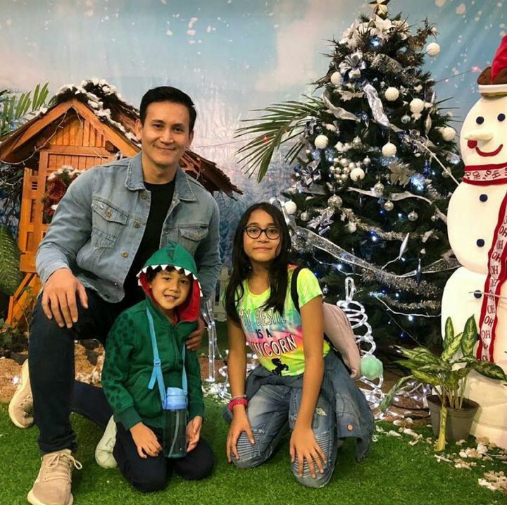 <p>Kompak selalu ya ayah Marcel dan dua buah hatinya. (Foto: Instagram/marcelinolefrandt)</p>