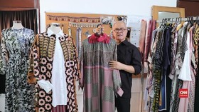 VIDEO: Tips Padu Padan Baju Lebaran ala Itang Yunasz