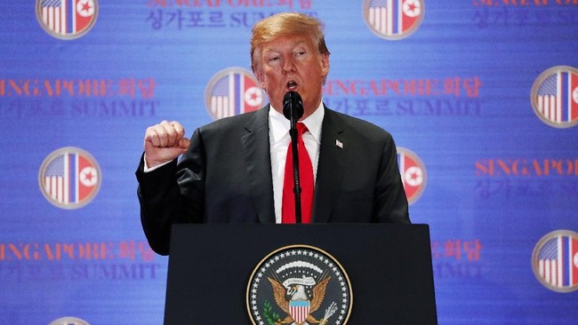Presiden AS Donald Trump mengatakan kesepakatan terbaik yang bisa dicapai dengan Presiden Rusia Vladimir Putin adalah soal penghapusan nuklir di dunia.