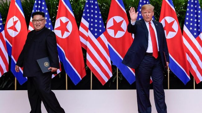 Kemlu AS Salah Tulis Singapura Ada di Malaysia Salah tulis di rilis Kementerian Luar Negeri Amerika Serikat (Kemlu AS) menyiratkan bahwa Singapura masih menjadi bagian dari Malaysia.