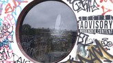 FOTO: Tawar Menawar di Pasar Loak Terbesar di Eropa IJ Hallen adalah pasar loak terbesar di Eropa yang berada di Amsterdam, Belanda.